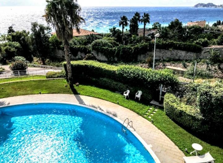 Lube Beach Home Letojanni Kültér fotó