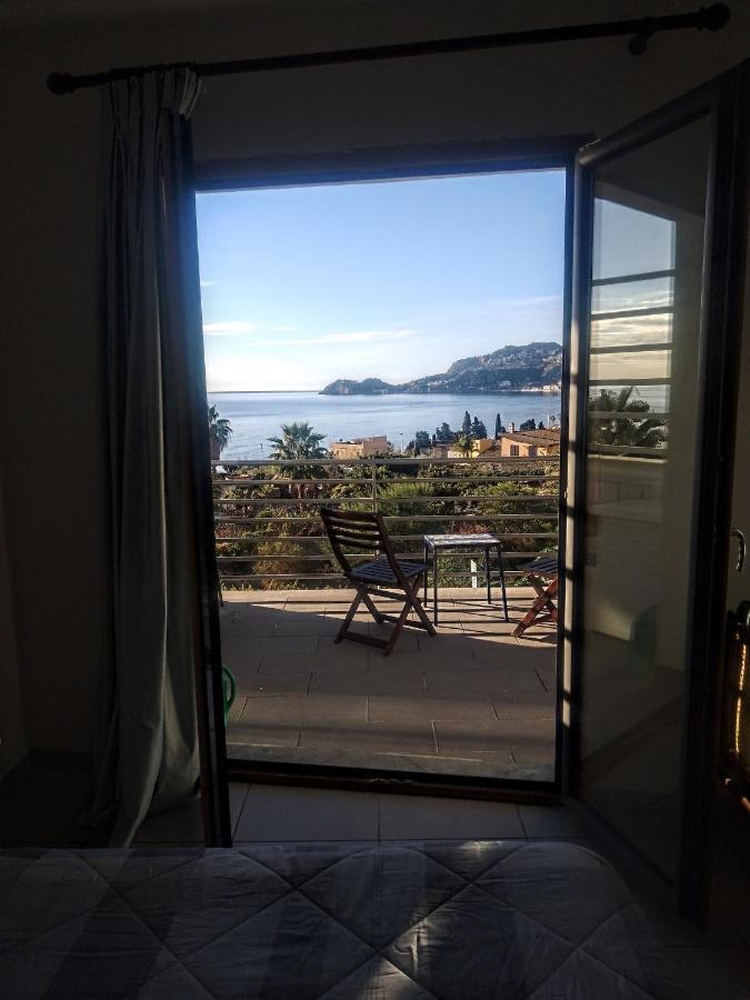 Lube Beach Home Letojanni Kültér fotó
