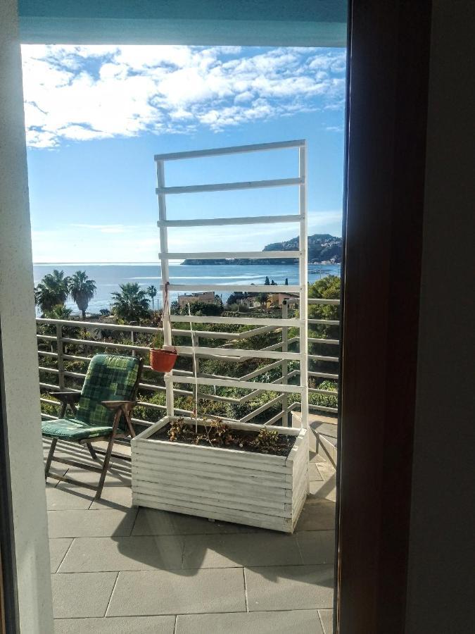 Lube Beach Home Letojanni Kültér fotó
